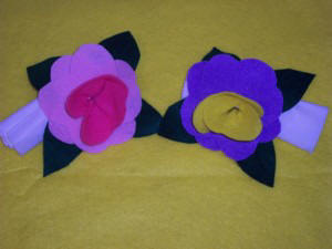 make flower napkin rings from felt